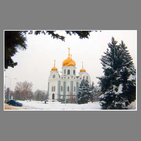 Белый собор зимой.