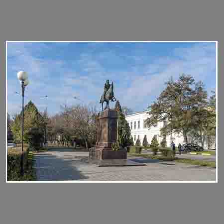 Памятник Матвею Платову в Новочеркасске, ноябрь, 2016,